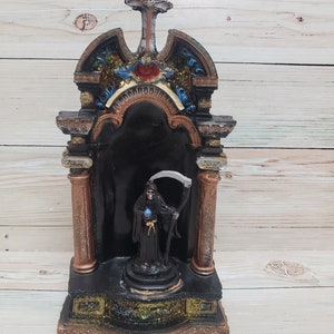 Santa Muerte カラー ブラック / ハンドメイド/ Estatua Hecha a Mano 17"X8" / 愛 / お金 / 玉座 / 幸運/健康 / サルード / パラ ラ プロテシオン ネグラ