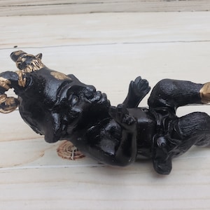 Handmade Resin Satan Figurine: Black Diablo Statue (9&quot; x 4&quot;)