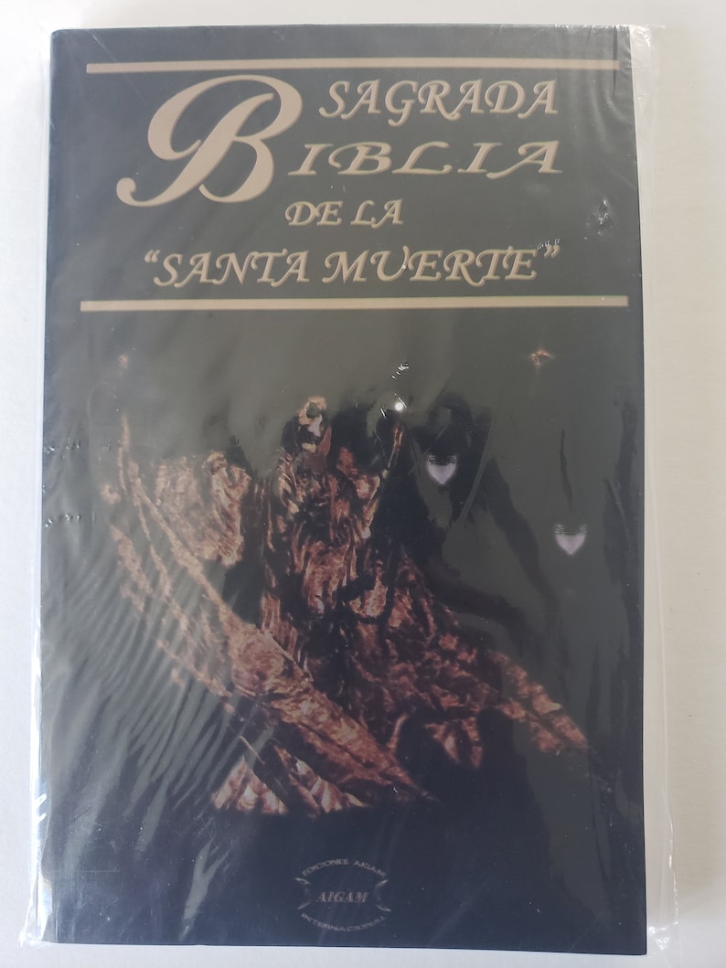 Sagrada Biblia De La Santa Muerte