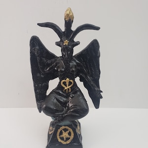 Handmade Baphomet Sabbatic Goat Statue: Templar Collectible (9&quot; x 5&quot;)