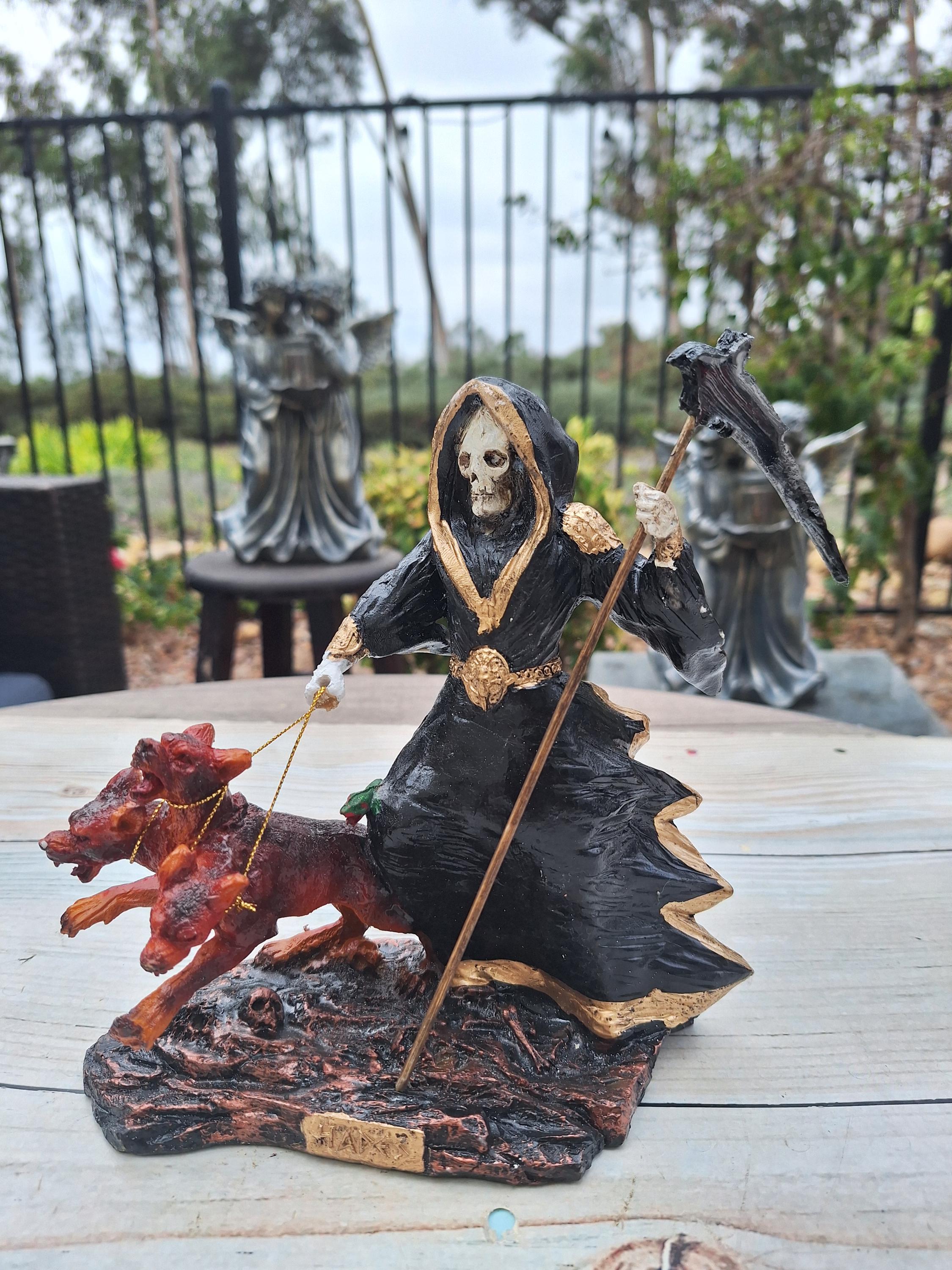 Santa Muerte Color Black 8