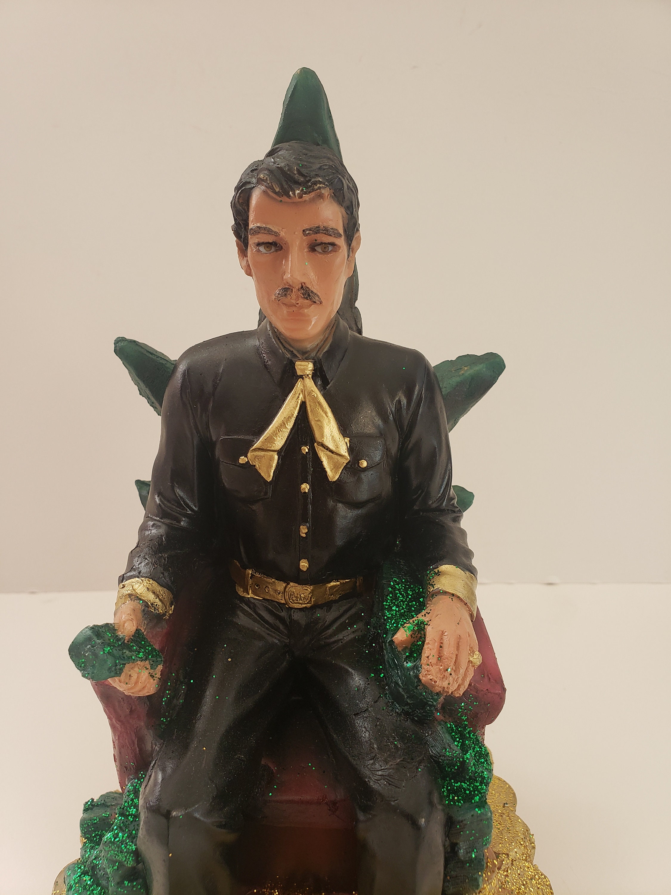 Handmade Jesus Malverde Resin Figurine: Money & Luck Statue (12