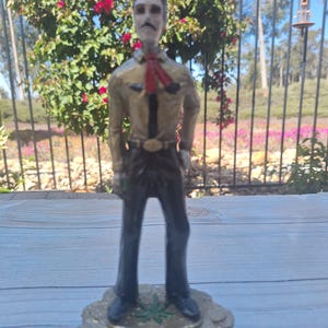 Estatua de Jesús Malverde de pie color dorado hecha a mano / Estatua Figura 8.5&quot; / Dinero / Suerte / Amor / Oro