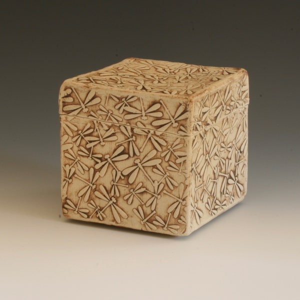 DRAGON FLY #6 Winter Root Series Box