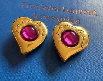 Vintage YSL clip de corazón rosa en pendientes