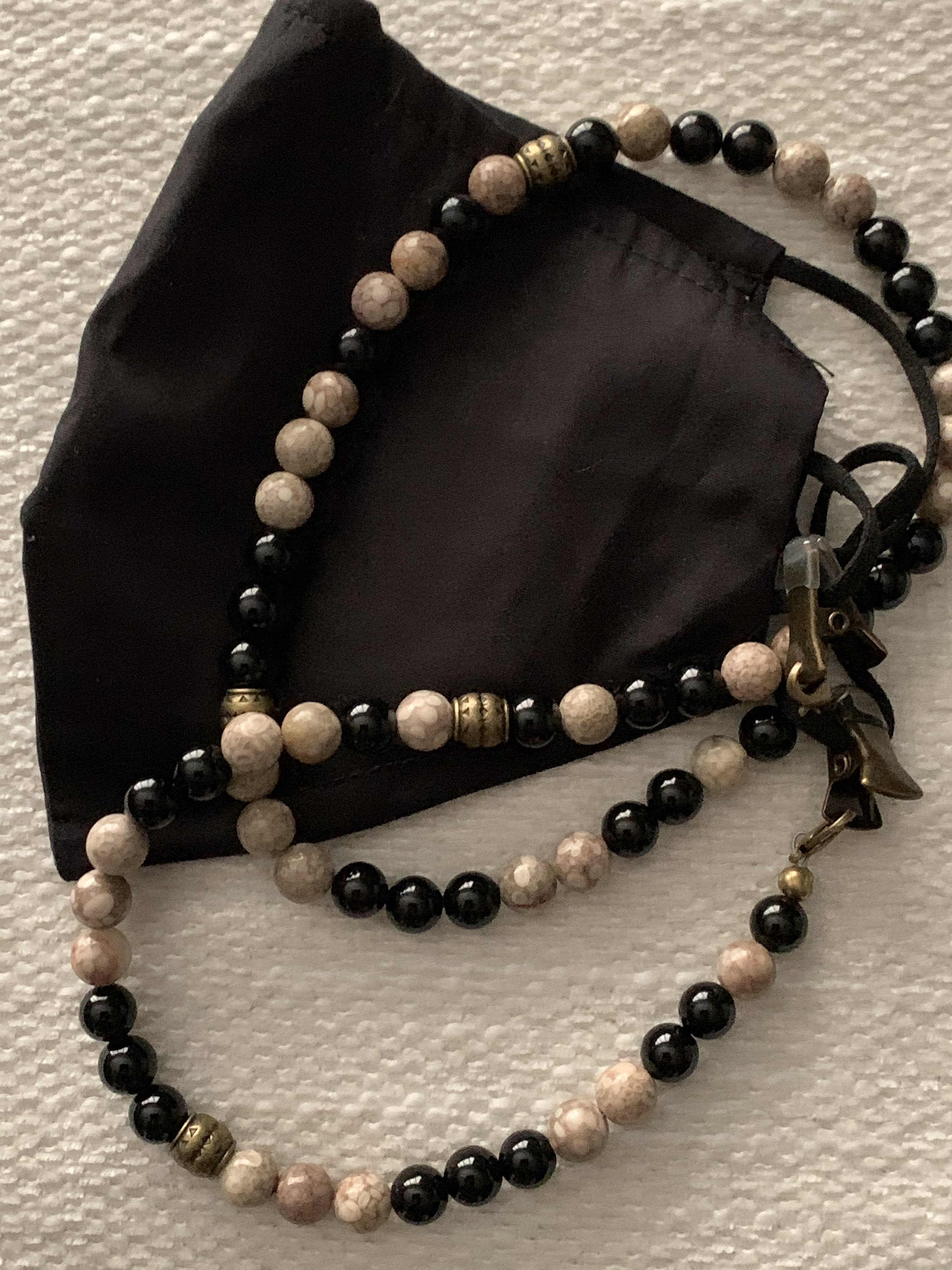 The Mari Beaded Mask Holder