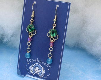 Pendientes inspirados en el anime "Poison Tester Apothecary" con ganchos hipoalergénicos rellenos de oro de 16 quilates.