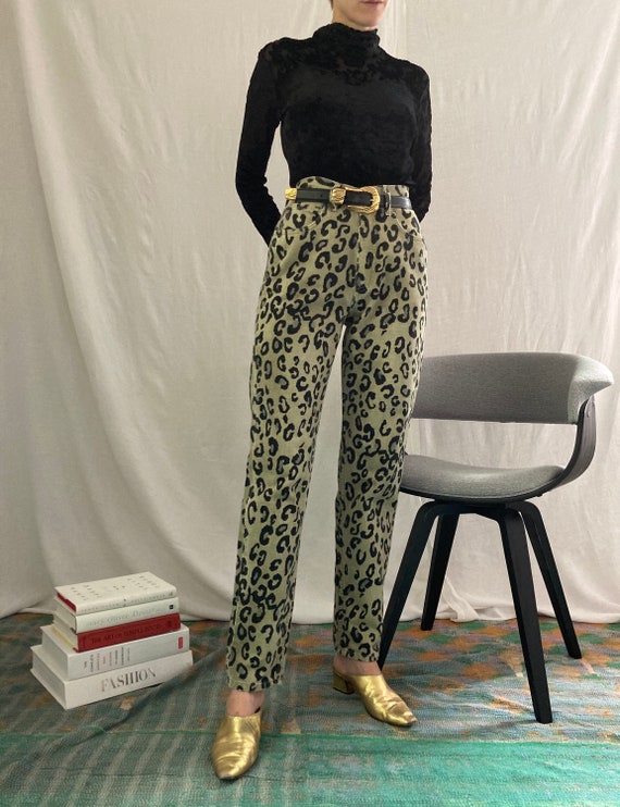 Vintage 90s High Waisted Guess Jeans in Cheetah Pr