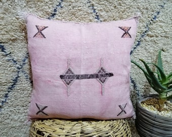 Funda de almohada de seda de cactus hecha a mano: almohada bereber marroquí