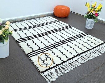 Handmade Moroccan Wool Rug 5x6.3 ft: Striped Berber Rug