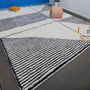 Handmade Moroccan Rug ,Beni Ourain rug, Luxury Moroccan Rug , Beni Ourain wool rug , Abstract Moroccan rug ,White & Black Rug ,Custom rug