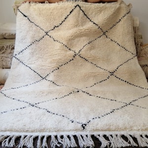 Handmade Moroccan Rug ,Beni Ourain rug, Luxury Moroccan Rug , Beni Ourain wool rug , Abstract Moroccan rug ,White & Black Rug ,Custom rug