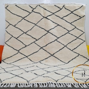Handmade Moroccan Rug ,Beni Ourain rug, Luxury Moroccan Rug , Beni Ourain wool rug , Abstract Moroccan rug ,White & Black Rug ,Custom rug