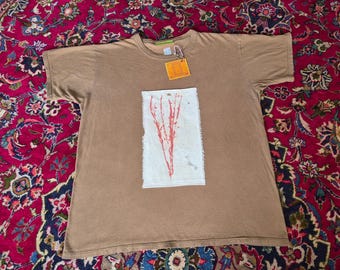 Botanical Print T-Shirt size Large