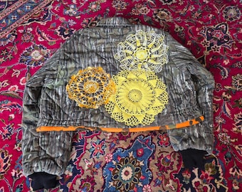 Cropped Camo Puffer with Lace Patches size 3XL
