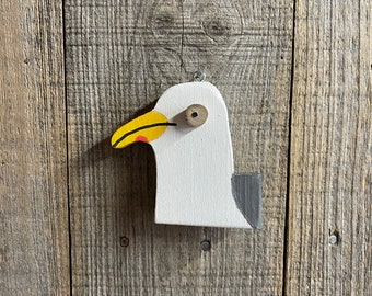 Adorno de gaviota tonta de madera recuperada hecho a mano