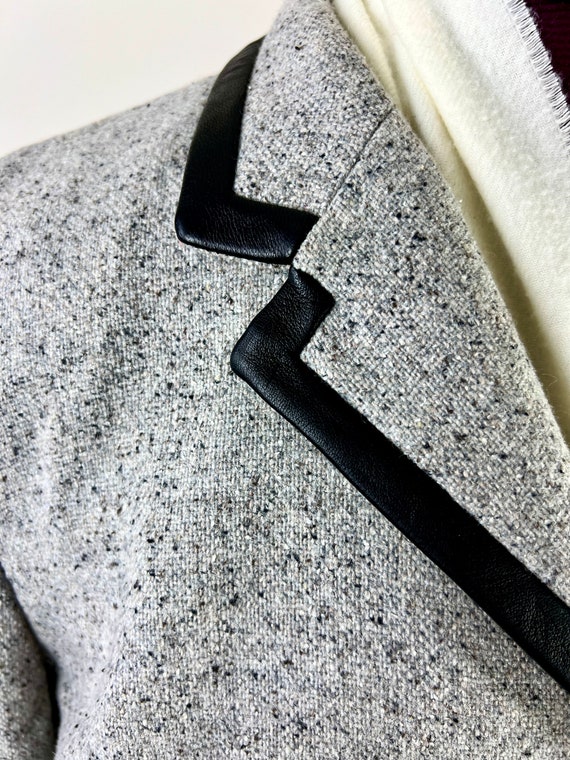 Women’s Gray Tweed Suit Jacket Size 14. Vintage 9… - image 7