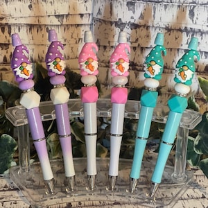 Stylo 3D Gnome Pâques en silicone avec perles, Stylo Pâques perlé, Stylo Gnome perlé, Stylo Pâques