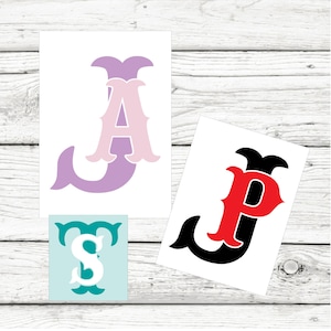 Interlocking Initial Vinyl Decal: Personalized Monogram