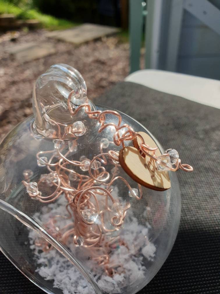 Boule de verre de Noël avec un arbre en fil dor rose et | Etsy