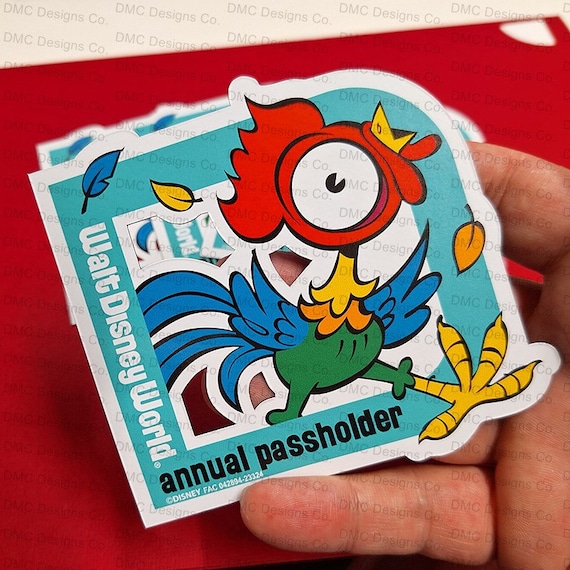 Disney's New Hei Hei the Rooster From Moana Annual Passholder Car