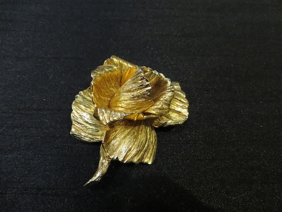 Vintage Dior rose brooch
