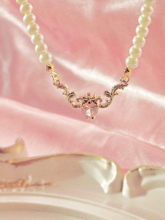 Pearl Royal Angel Necklace~gold plated~high quality pearls~comes beautifully gift wrapped