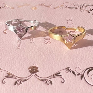 Crown ring~Wonder women crown~comes beautifully gift wrapped~ gamer ring~handmade~silver plated ~gold plated~ adjustable~