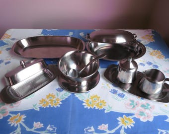 Vintage Oneida 5 Stainless Serveware Items
