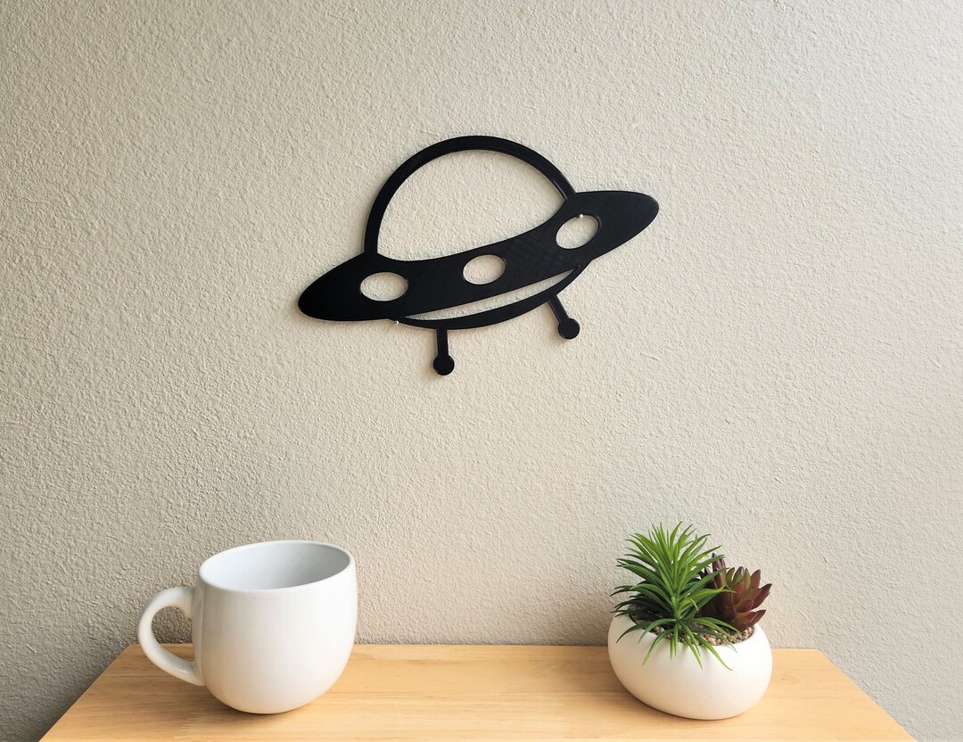 UFO Wall Art Cute Alien Wall