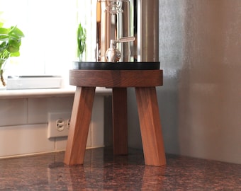Supporto alto in legno compatibile con filtro dell'acqua Berkey da 9 pollici di altezza