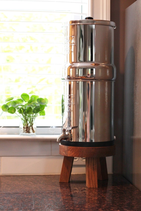 Support en bois compatible avec les filtres à eau Berkey