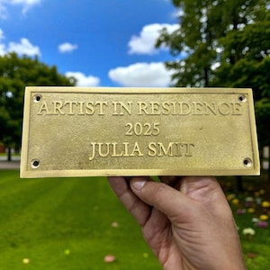 Personalized Brass Name Plaque – brass Finish Personalized Door Sign – House Nameplate – Family Name Sign – Rustic Home Decor