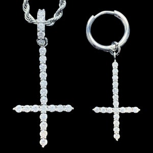 Weißes Kreuz Halskette & Ohrring Combo! Weißer Cubic Zirkonia versilbert Kreuz Anhänger + Edelstahl Kette (Lil Peep)