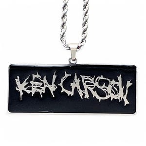Collar de Ken Carson. Colgante de acero inoxidable y esmalte negro + cadena a elección (Whole Lotta Red Playboi Carti YVL Vamp Opium Destroy Lonely)