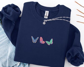 Butterfly Sweatshirt Embroidered, Floral Butterfly Crewneck, Animal Sweatshirt, Animal Lover Gifts, Vintage Butterfly Tshirt