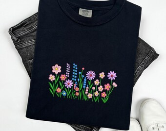 Flower Shirt Embroidered Women Comfort Colors Wildflower Tshirt Embroidered Shirt Floral Crewneck
