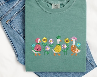 Obst Entenstickerei Shirt - Komfortfarben Sommer T-Shirt - Cottagecore Enten T-Shirt - Süßes Vintage Ästhetisches Shirt - Lustiges Bauernhof Tier Shirt