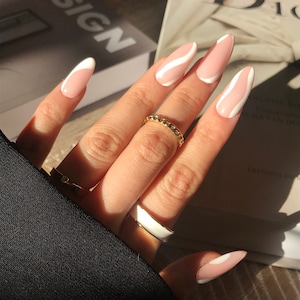 White Minimalist Abstract Press On Nails False nails Gel nails Fake nails set Stiletto Nails Glue On Nails Reusable image 1