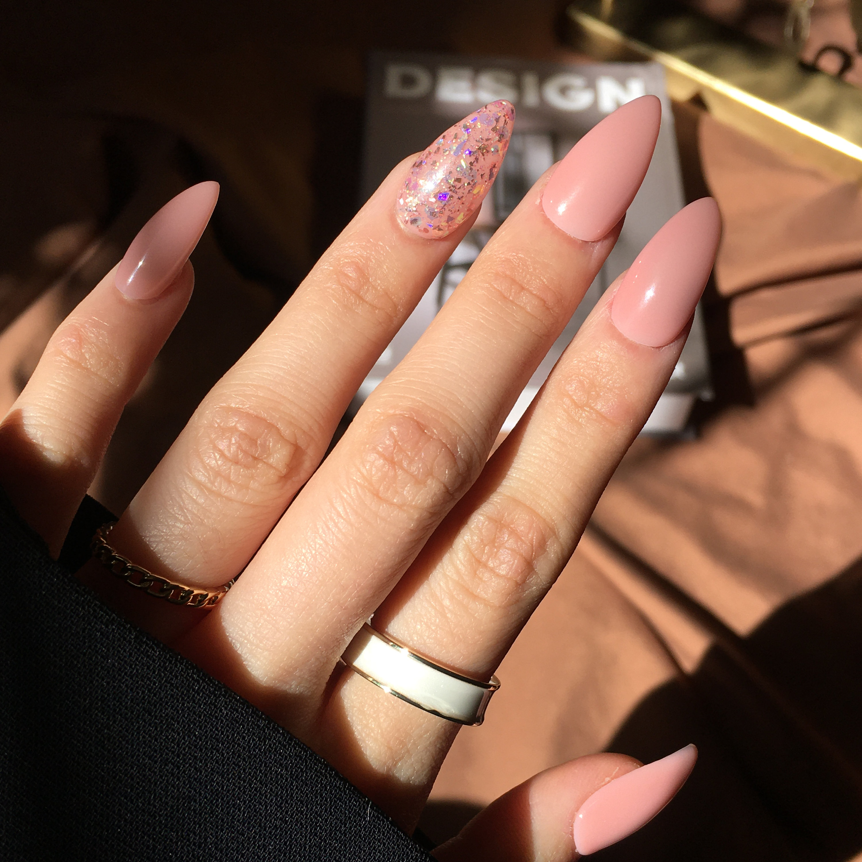 light pink glitter acrylic nails