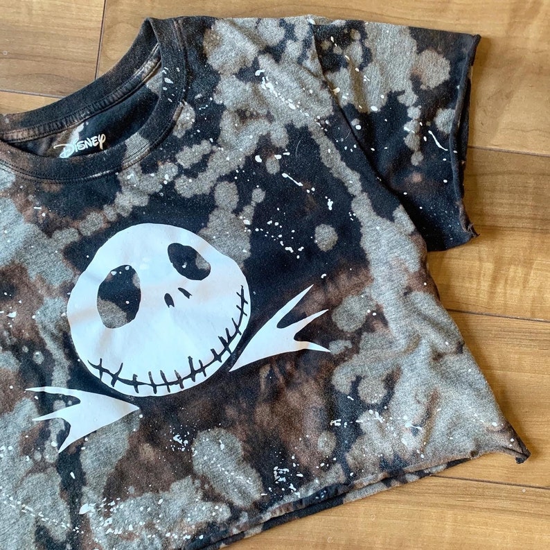 Nightmare Before Christmas-tröja / Jack Skellington-tröja / Disney-semestertröja / Disney Halloween-tröja / Acid Wash Halloween-t-shirt bild 4