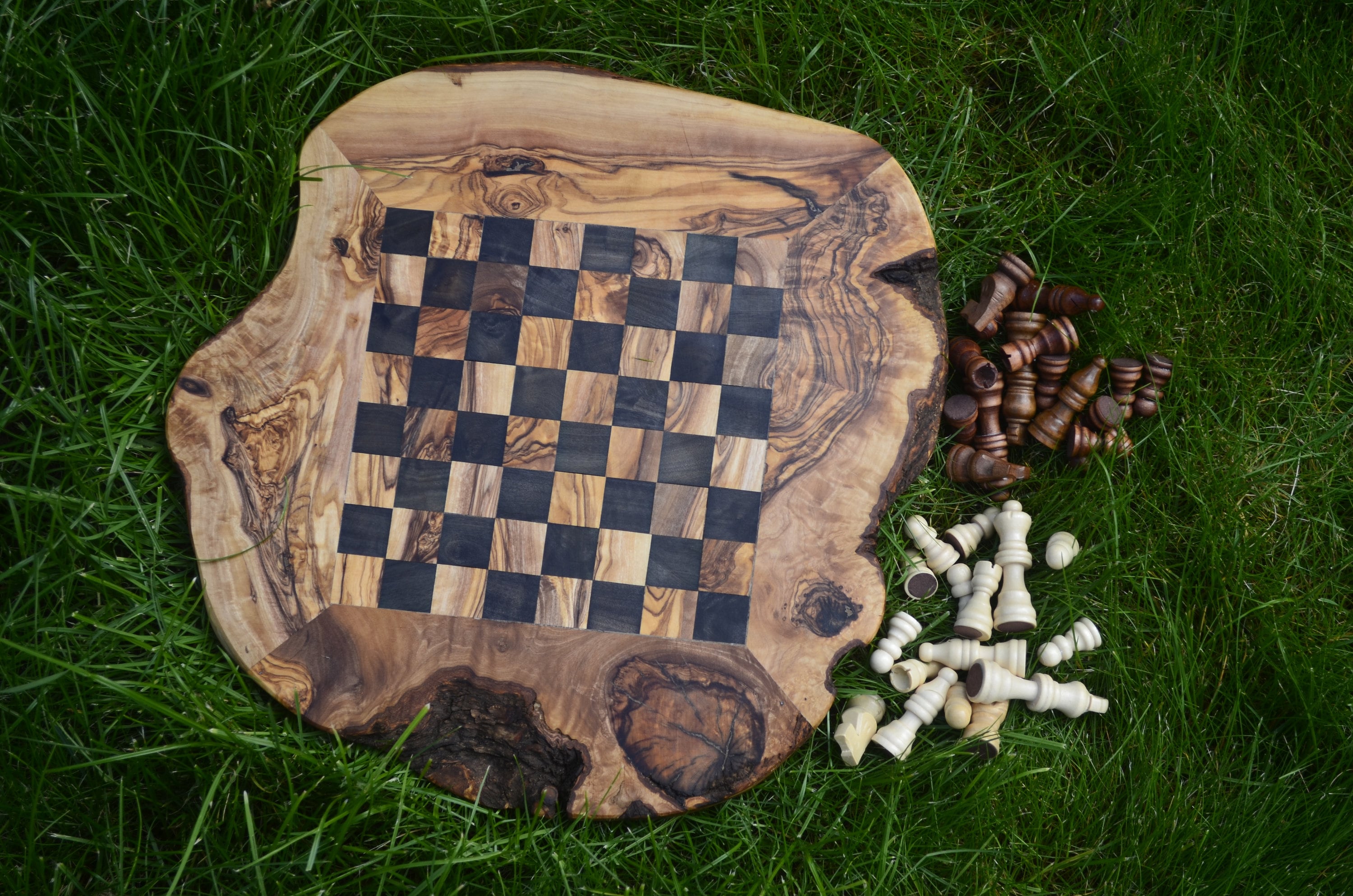 Buy Cultural Hub ® J92-2700-0004 Collectible Greek and Roman Brass  Handcrafted Chess Pieces with Foldable Wooden Chess Board for Chess Fans  and Upcoming Grandmasters Online at Low Prices in India 