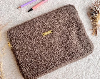 Minimalist iPad case - Brown teddy plush tablet sleeve bag with personalisation