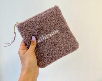 Personalised Kobo Sleeve, Zipper e-reader case, Faux fur E-book padded cover for all models