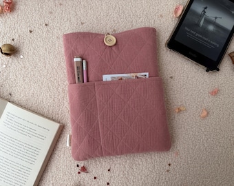 Quilted Bible Sleeve with pocket, Old pink Embroidered quilted book cover, Christian Gift