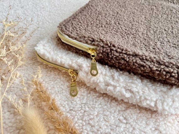 Cute iPad case with Zipper: Soft, Cozy and Personalized Tablet Pouch, Teddy plush fabric sleeve
