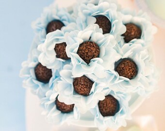 Porte-fleurs en chocolat, Emballages de fleurs de truffe, Emballages de truffes en papier, Forminhas para doces e brigadeiros em formato margarida (Daisy)