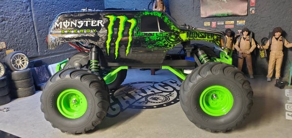 traxxas monster energy truck