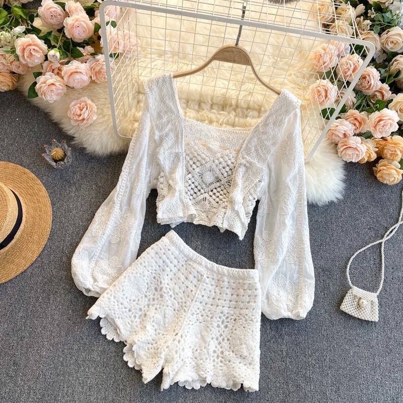 Cute Vintage Top and Shorts Retro Knit Handmade Crochet Set Blouse and Pants Boho Crochet Set Vintage Crop Top Hippie Top and Shorts