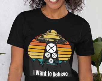 XRP Crypto T-Shirt: UFO Encounter, Retro Sunset Design